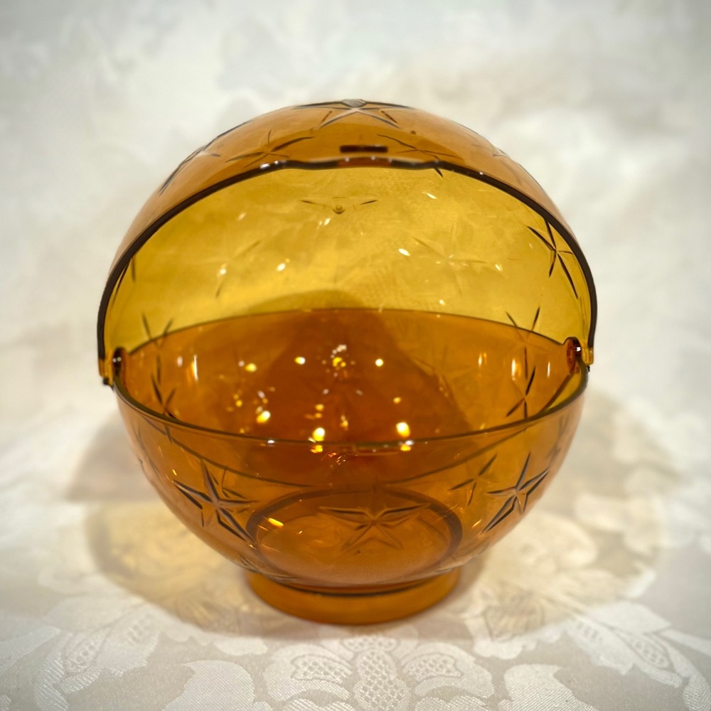 NEW (NIP) Tupperware Amber Star-Patterned Ornament Candy Dish w/ Hinged Cover - Picture 3 of 14